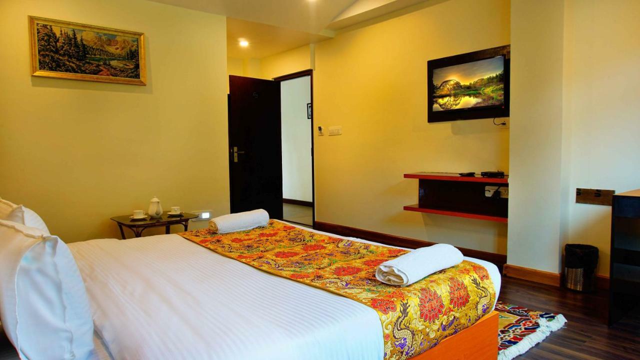 Muscatel Bellevue - Nxt To North Sikkim Taxi Stand Hotel Gangtok Exterior photo